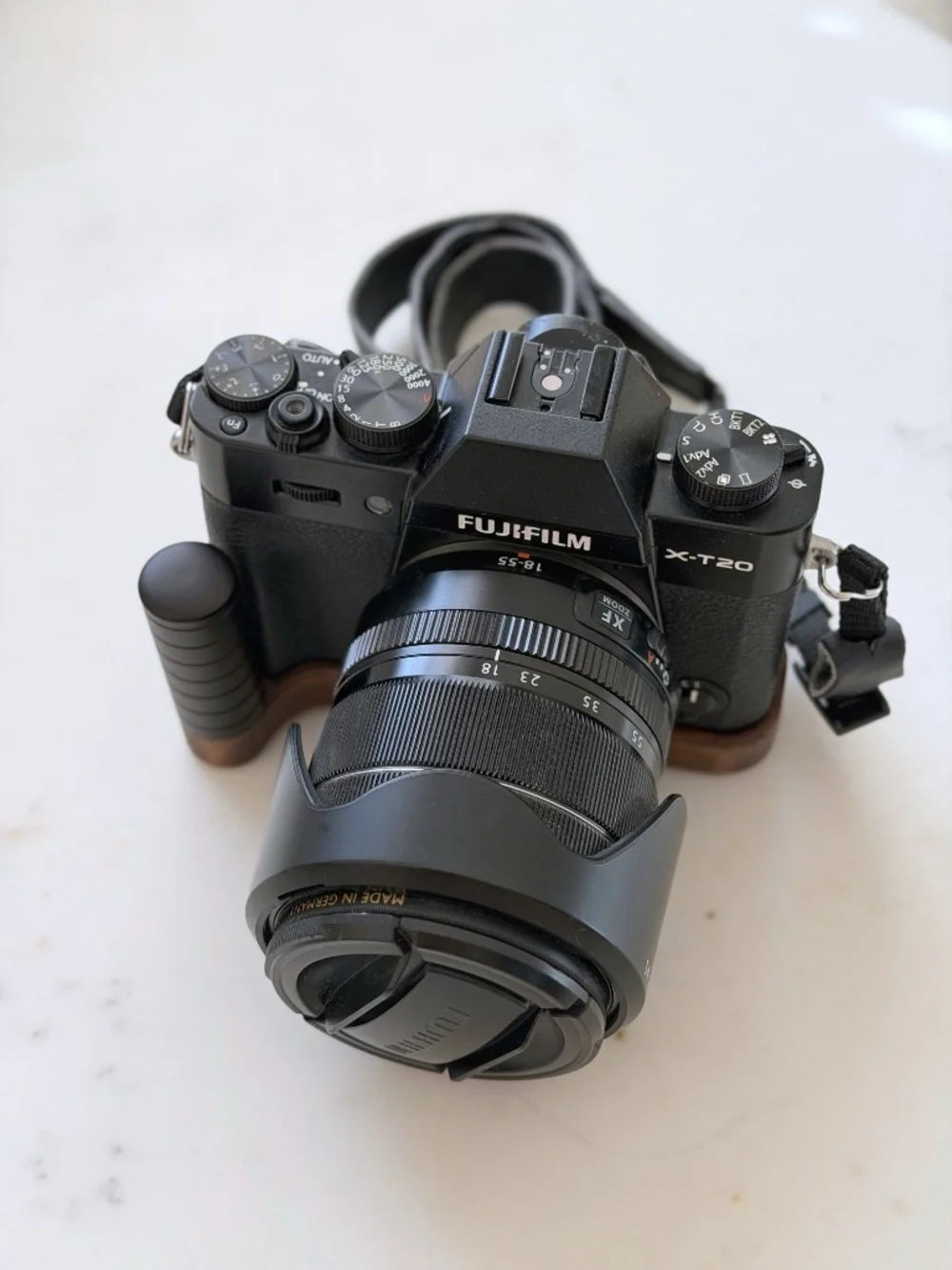 Fujifilm XT-20 Mirrorless Camera Body + 18-55mm Lens Bundle, incl Accessories